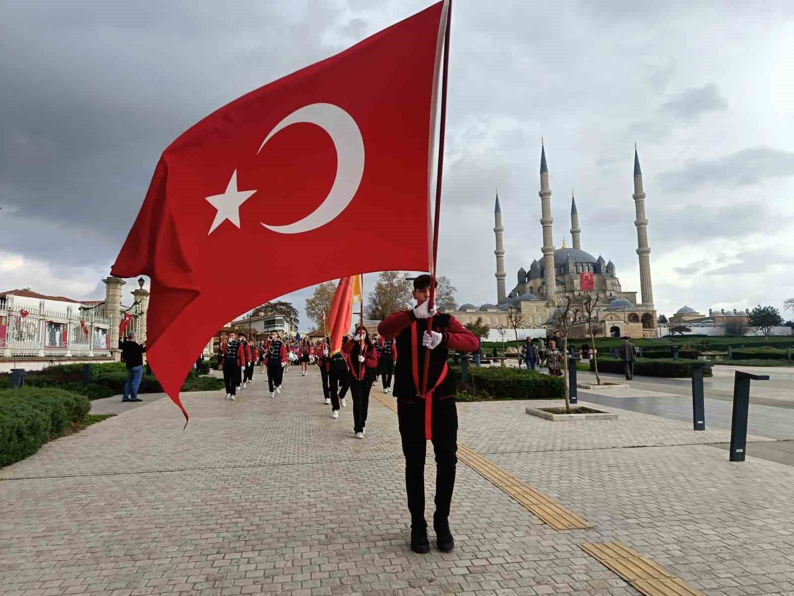 edirnede ticaret lisesi mezunlari selimiyenin golgesinde bulustu 3 nP8F13en