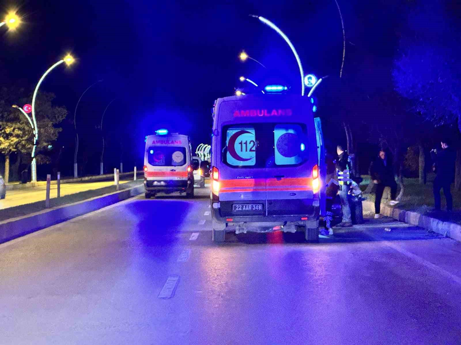 edirnede trafik kazasi 3 yarali 1 figOAGQc