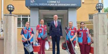 edirnede-vefa-hizmetleri-yuzleri-gulduruyor-gonulleri-isitiyor-eKMn9wwz.jpg