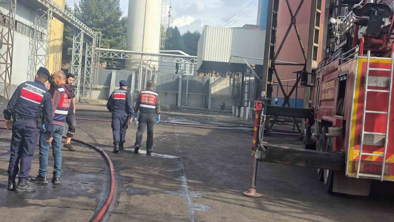 edirnede yag fabrikasinda patlama 1 isci yaralandi 9 rKN3mv5W