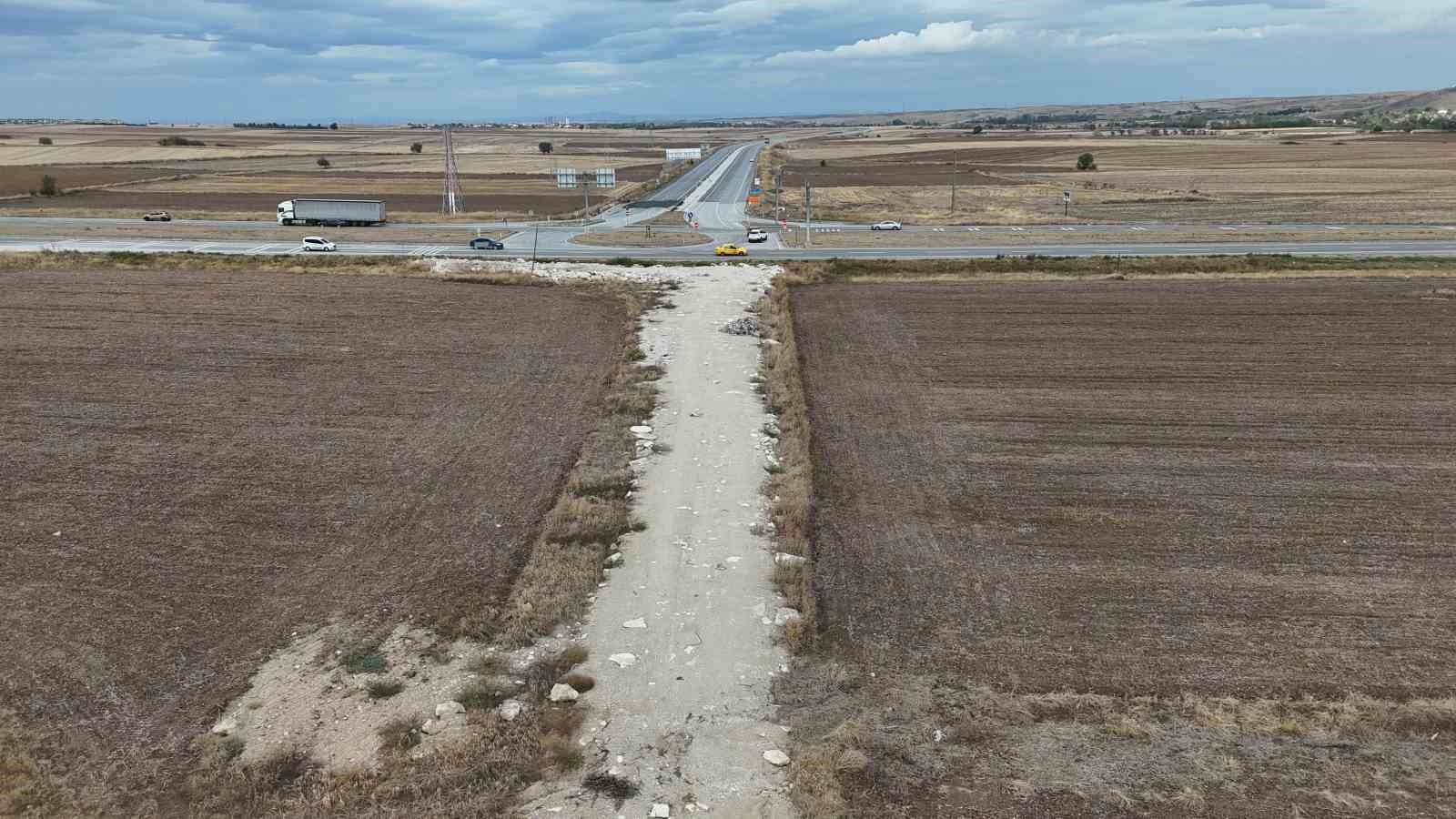 edirnede yol cilesi bitmiyor bozuk yol araclara zarar veriyor 1 luBlbepn