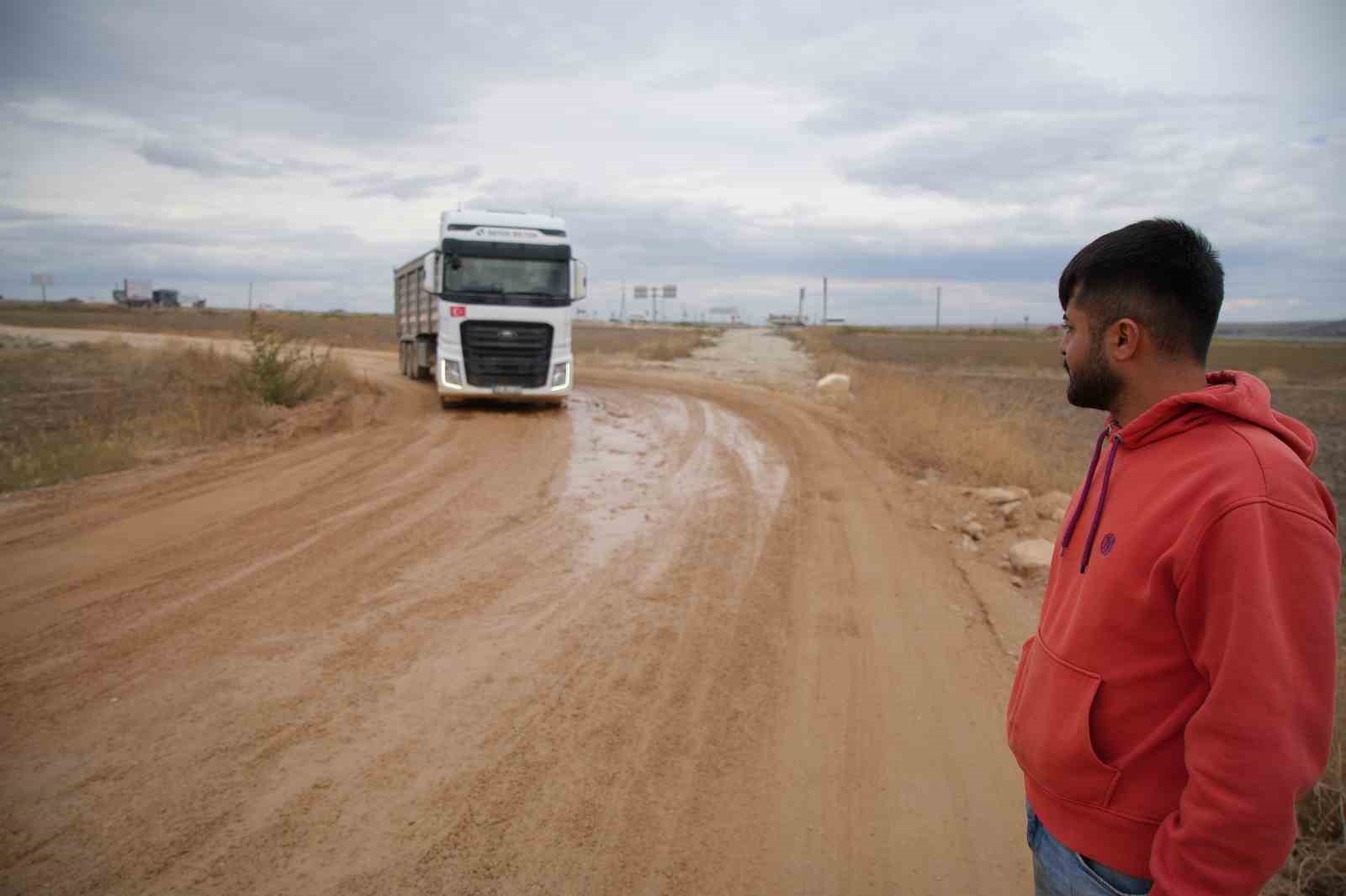 edirnede yol cilesi bitmiyor bozuk yol araclara zarar veriyor 9 DzW3YsLh