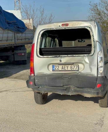 edirnede-zincirleme-kaza-1-yarali-9MIiw3pS.jpg