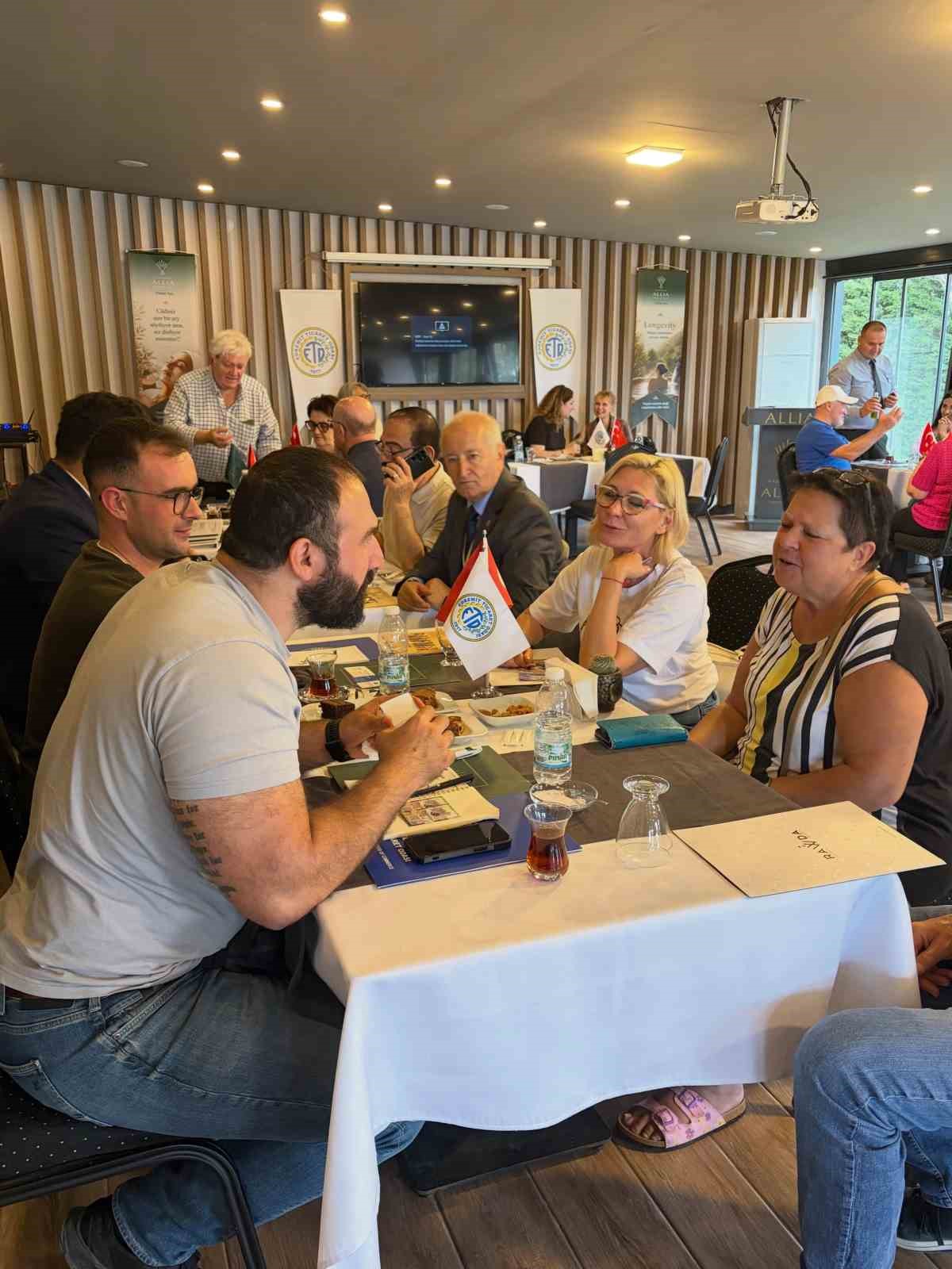 edremit korfezinde turizm zirvesi 4 RtXZ3A6D