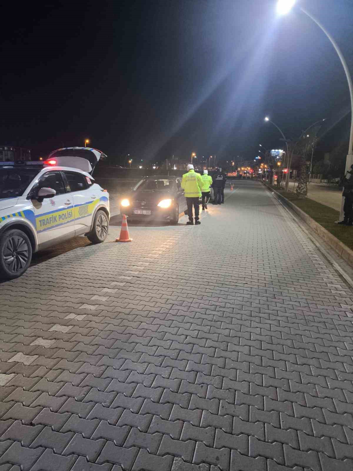 edremit polisi yilbasinda kus ucurtmadi 5 Uv9ePnuX