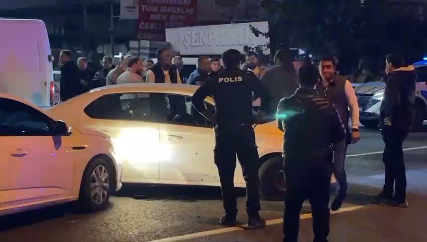 edremitte dehset gasp ettigi aracla 2 kisiyi oldurdu 2si polis 5 kisiyi yaraladi meyyit fyjLBQFk