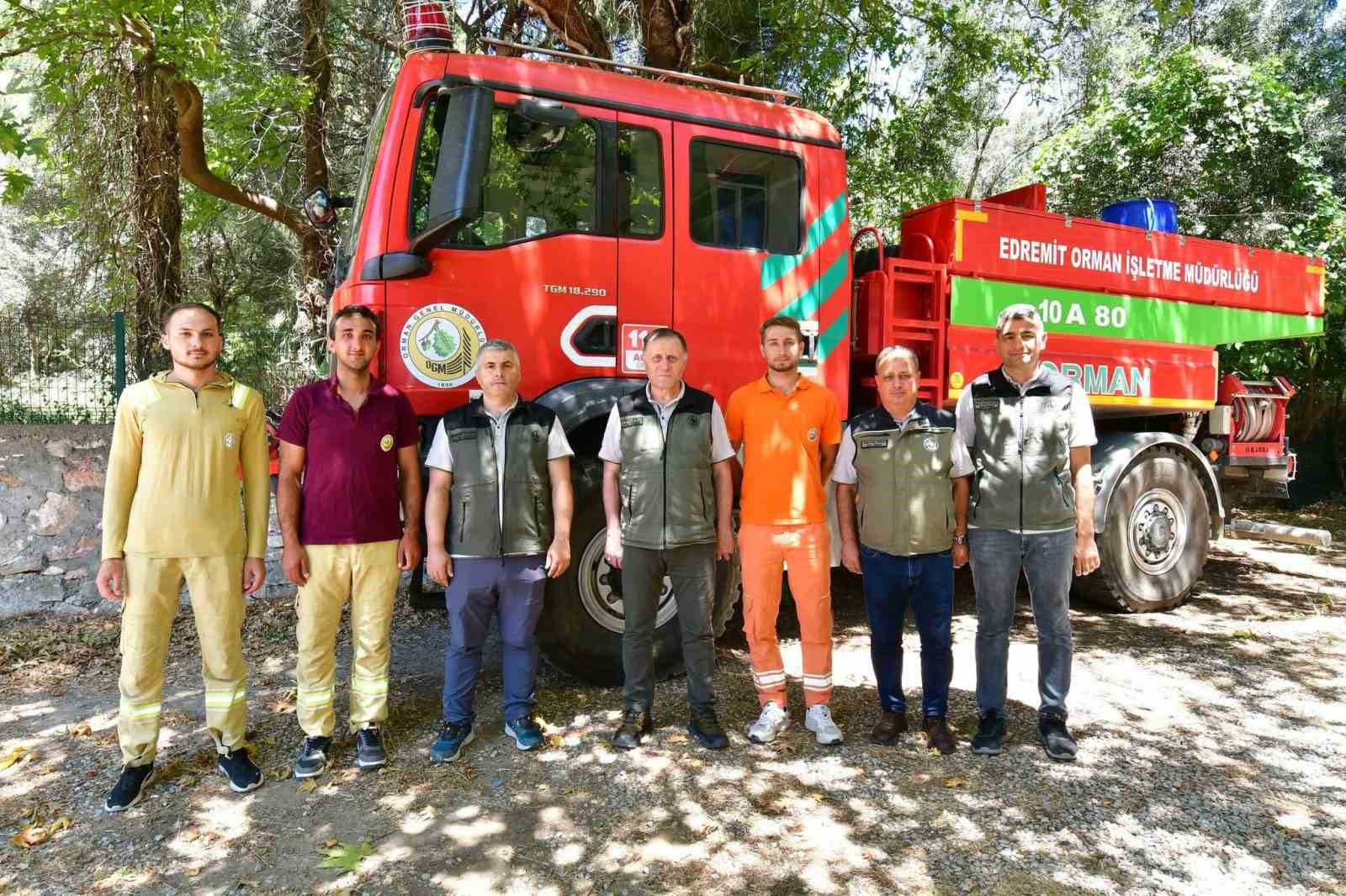 edremitte eski maden sahasi lavanta kokulu bal ormanina donustu 0 55mQfuHe