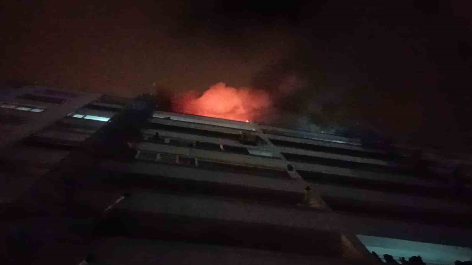 edremitte ev yangini 0 IWA4SZ16