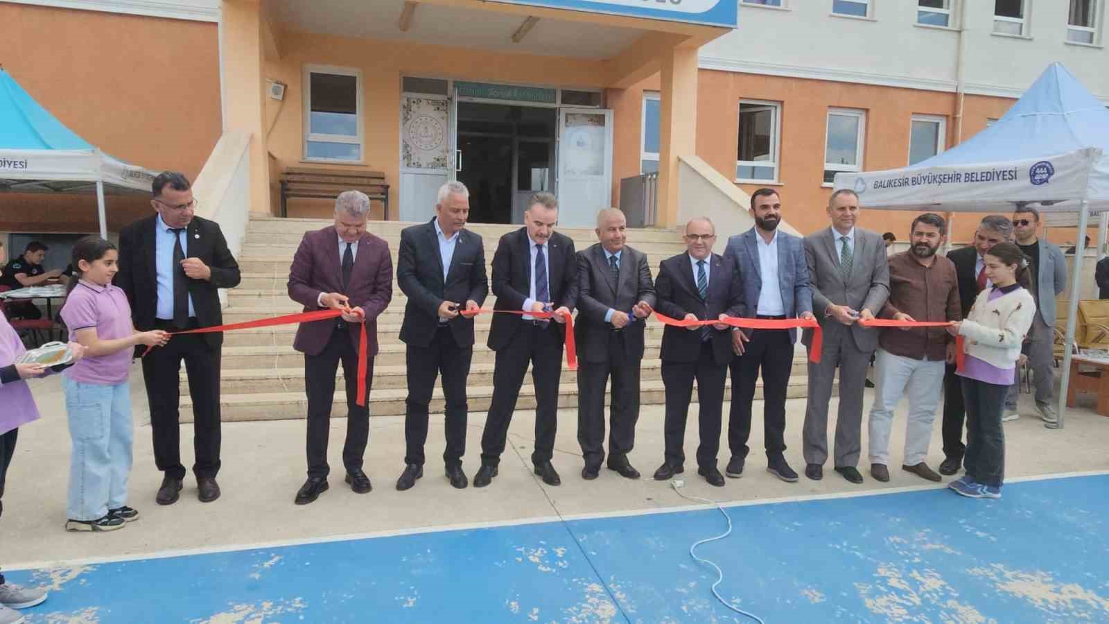 edremitte vakti kusanmak sergisi acildi 3 1AqF9mvT