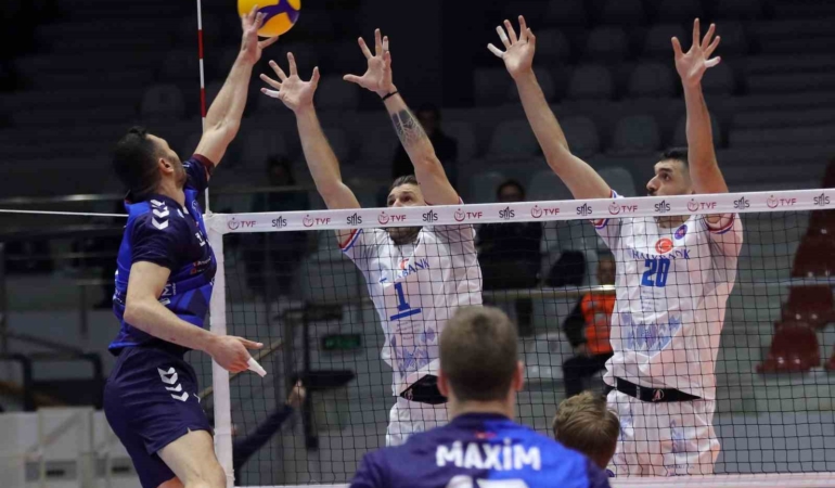 efeler-ligi-altekma-2-halkbank-3-wH4gVefw.jpg