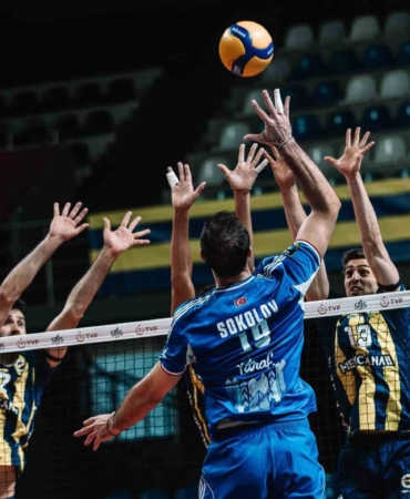 efeler-ligi-fenerbahce-medicana-0-halkbank-3-s3MVr5N6.jpg