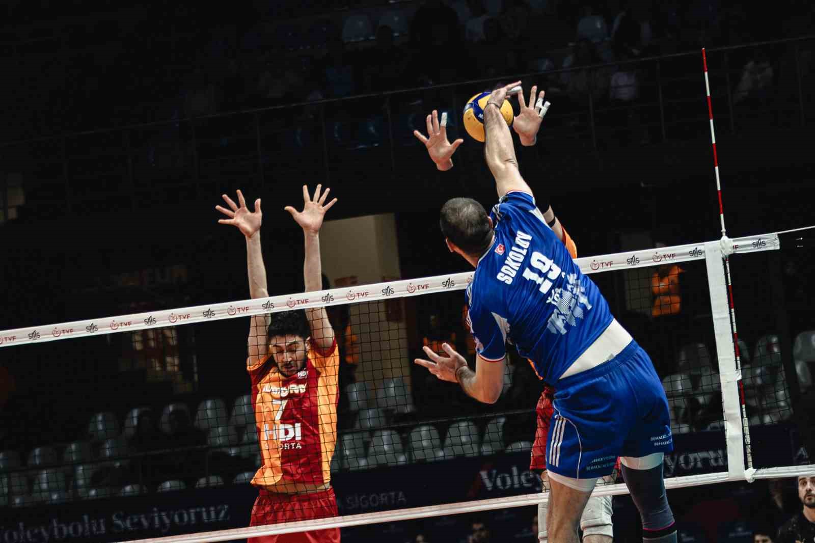efeler ligi galatasaray 3 halkbank 0 1 GvBa4qCk