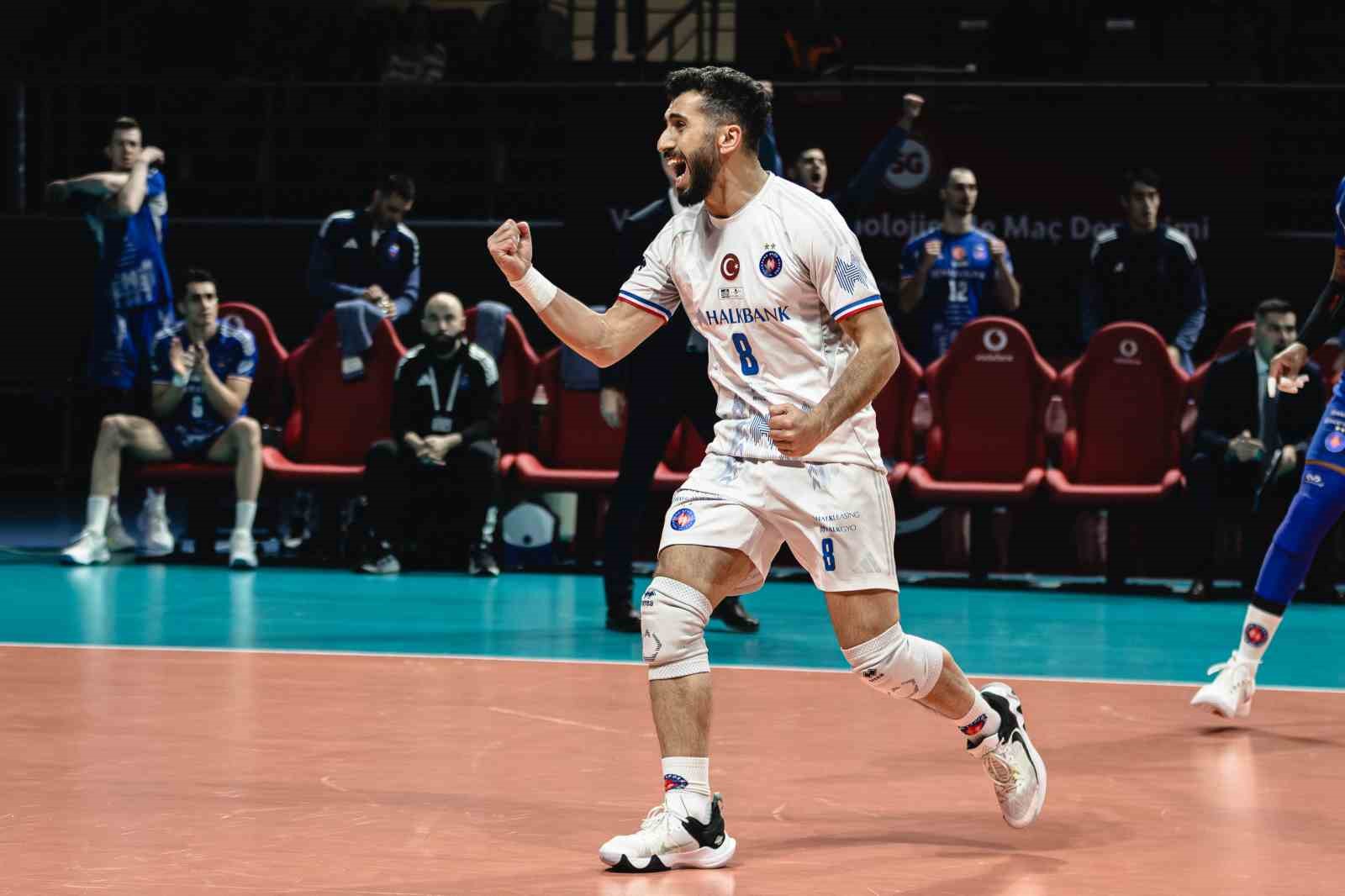 efeler ligi galatasaray 3 halkbank 0 10 eaw461vQ
