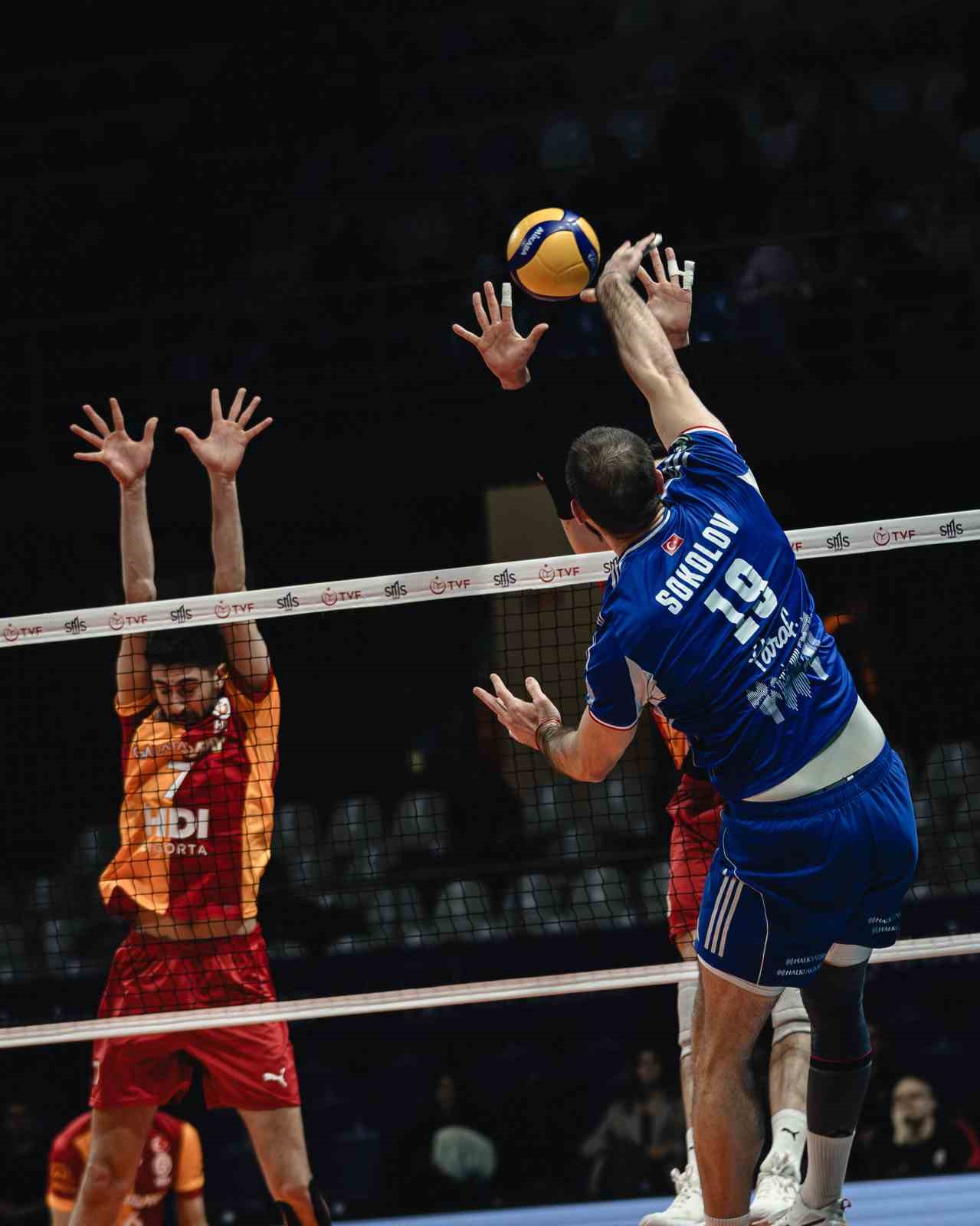 efeler ligi galatasaray 3 halkbank 0 25 S8mnlj17
