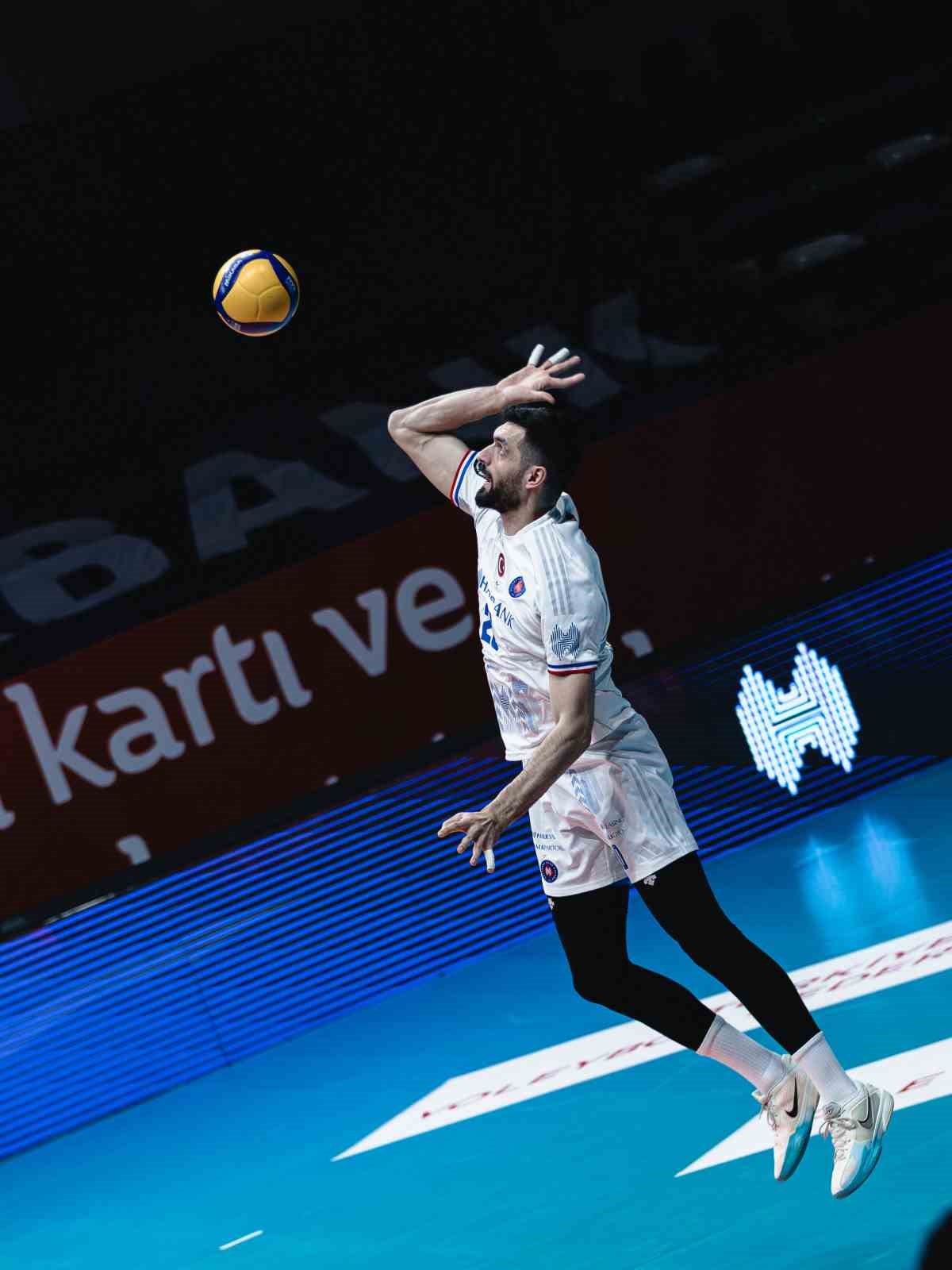 efeler ligi halkbank 3 altekma 0 13 LNpiYuv7