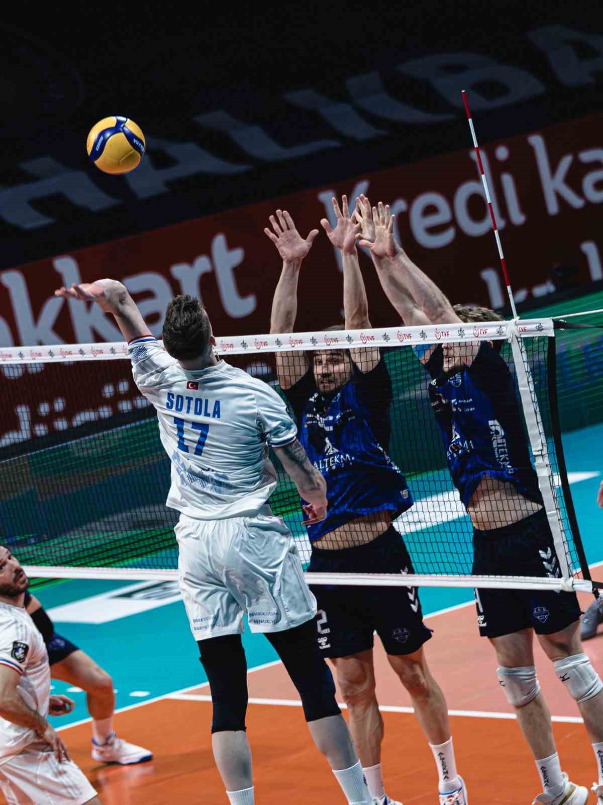 efeler ligi halkbank 3 altekma 0 19 nrUwasmV
