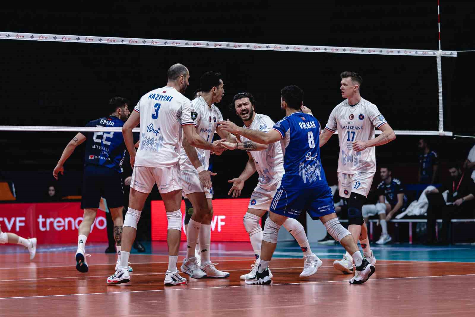 efeler ligi halkbank 3 altekma 0 5 i92H1aZ7