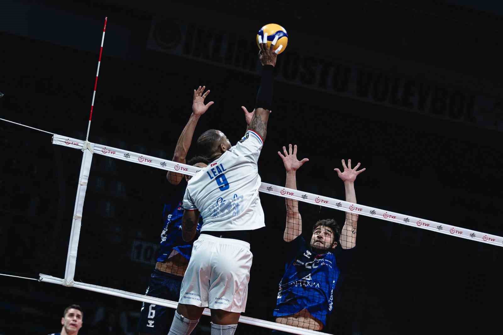 efeler ligi halkbank 3 altekma 0 6