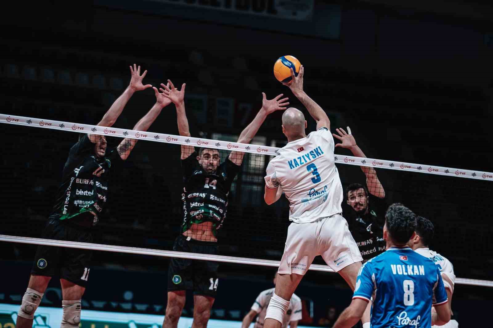 efeler ligi halkbank 3 bursa bb spor 0 2 MfbGm3OJ