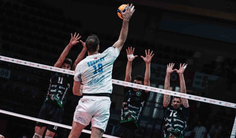 efeler-ligi-halkbank-3-bursa-bb-spor-0-pCLylLy3.jpg