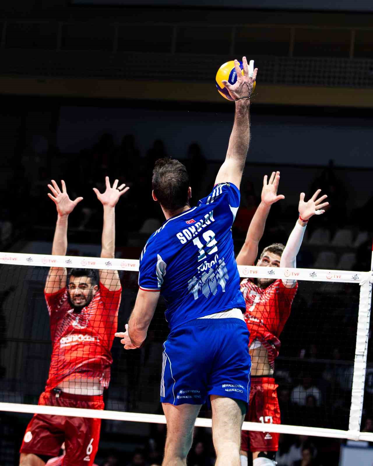 Efeler Ligi: Ziraat Bankkart: 0 - Halkbank: 3 9 efeler ligi ziraat bankkart 0 halkbank 3 5 BGLLQAYt