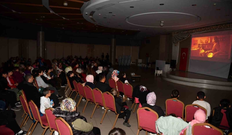 efsane-sporcu-naim-suleymanoglu-osmangazide-anildi-J7MU7bdV.jpg