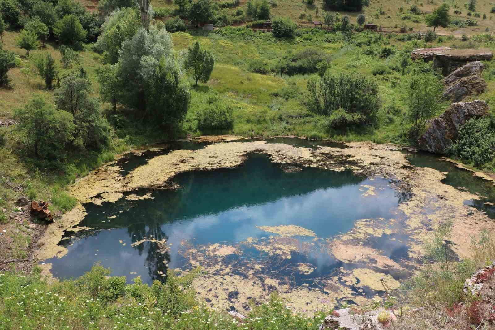 efsanelere konu olan dipsizgol renk degistirdi ziyaretcileri hayal kirikligi yasadi 3 n26OBONf