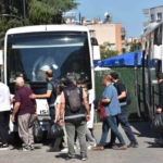 ege-universitesindeki-yolsuzluk-operasyonunda-eski-dekan-ve-bashekim-dahil-27-tutuklama-jaHGPxbK.jpg