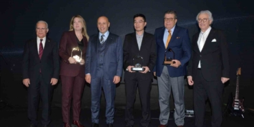 egede-ihracatin-yildizlari-belirlendi-ugur-sogutmaya-cifte-odul-3i4TmI7V.jpg