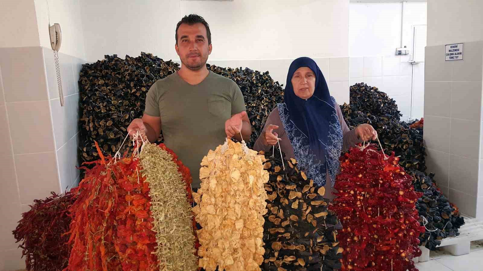 Ege’nin ’Patlıcan Vadisi’nden tüm dünya sofralarına 10 egenin patlican vadisinden tum dunya sofralarina 6 G4yOllEy