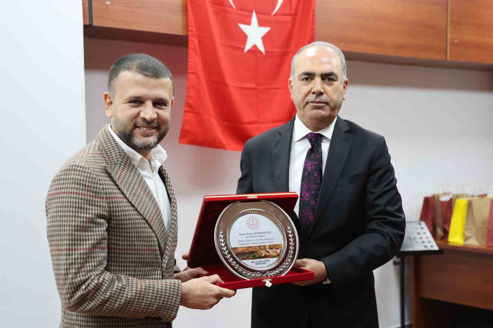 egil belediyesi lise ogrencilerine etkili sinav hazirliklari konferansi verdi 4 LEC9DTRj
