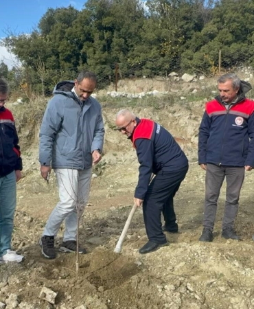 egirdir-golundeki-kuraklik-tarimda-yon-degistirdi-DLuRTVHL.jpg
