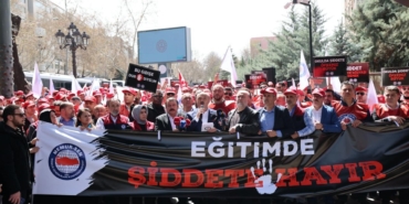 egitim-bir-sen-genel-sekreteri-yavuz-egitimciler-sikayet-edilen-darbedilen-insanlara-donusturuldu-OYKDnLk8.jpg