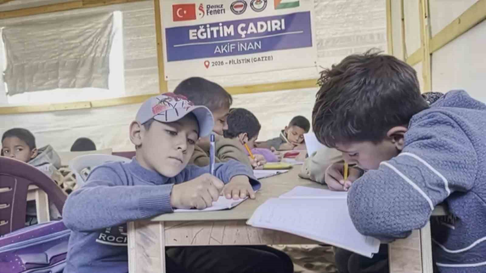 egitim bir sen kurdugu akif inan egitim cadiri ile gazzeye destek oluyor 4 6MQWsvSe