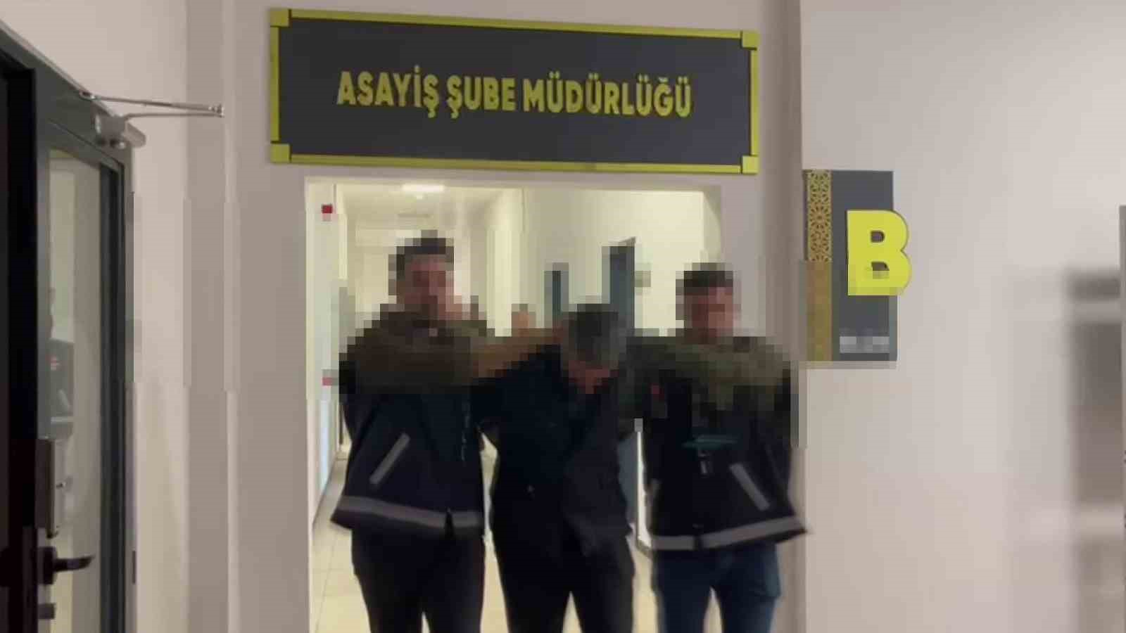 eglence mekanindaki silahli kavgayla ilgili 3 tutuklama 1 zYYSI2ys