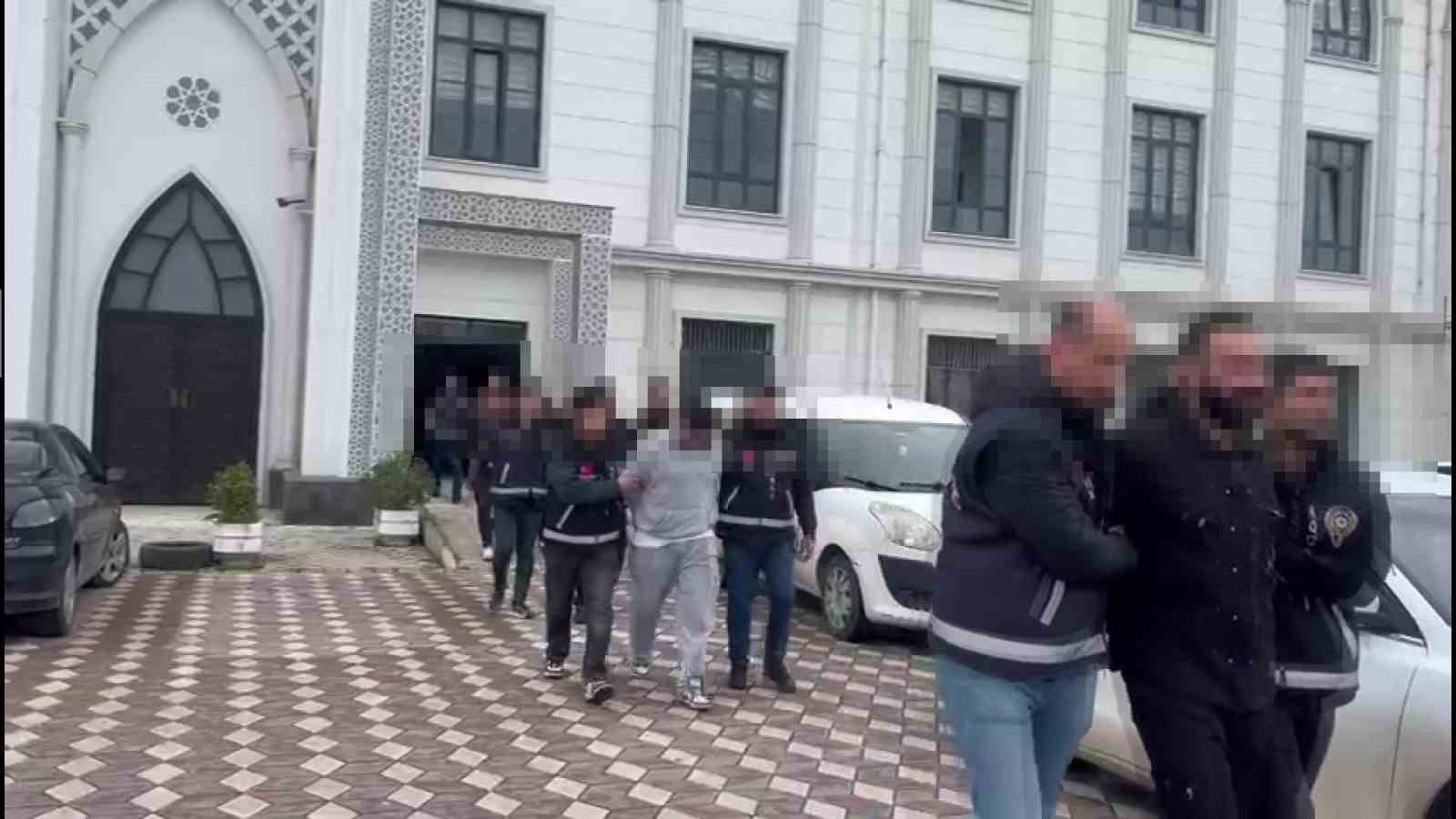 eglence mekanindaki silahli kavgayla ilgili 3 tutuklama 2 tGCA1f6j