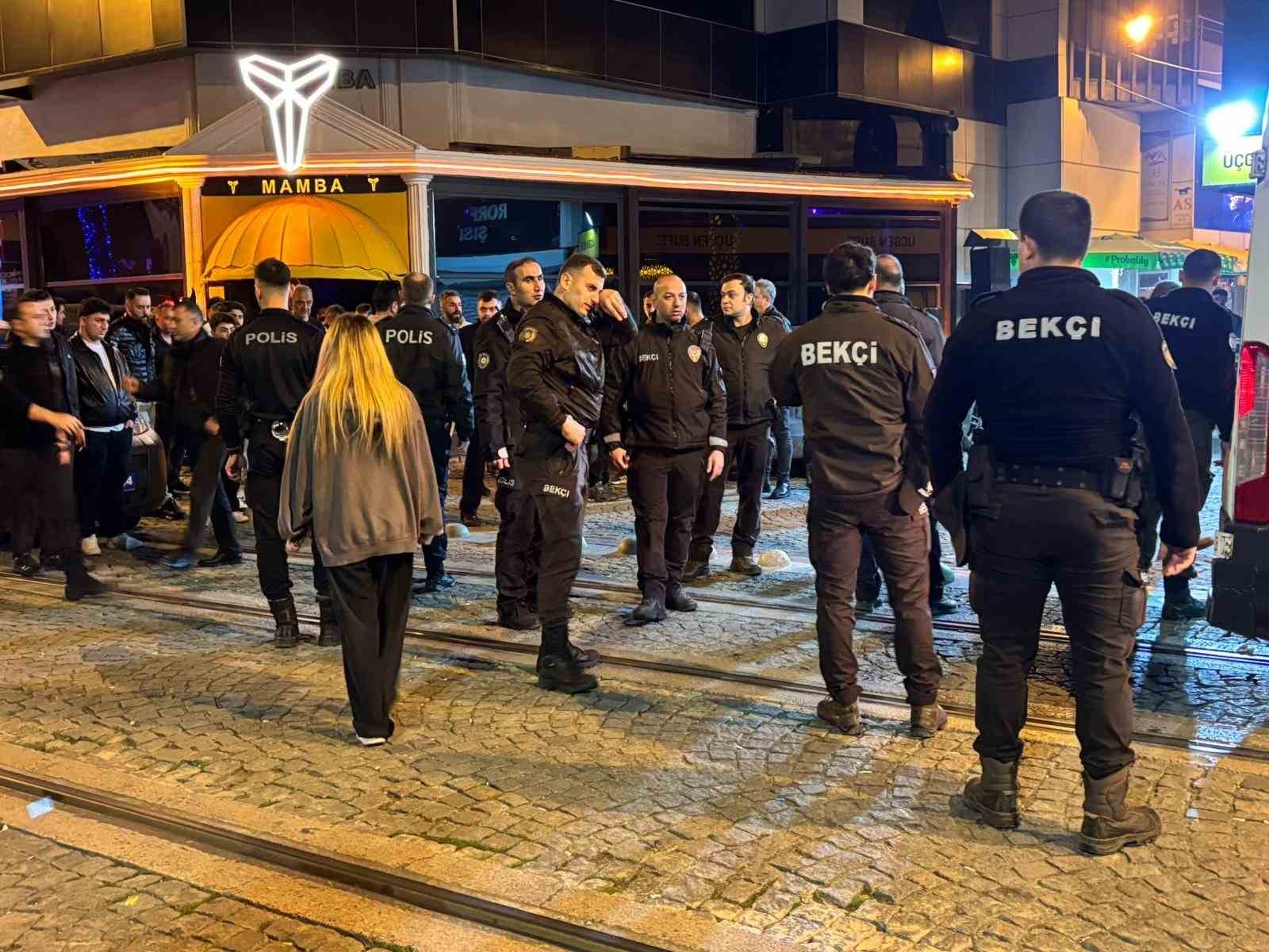 eglence mekanindaki silahli kavgayla ilgili 3 tutuklama 7 bs7Np7E4