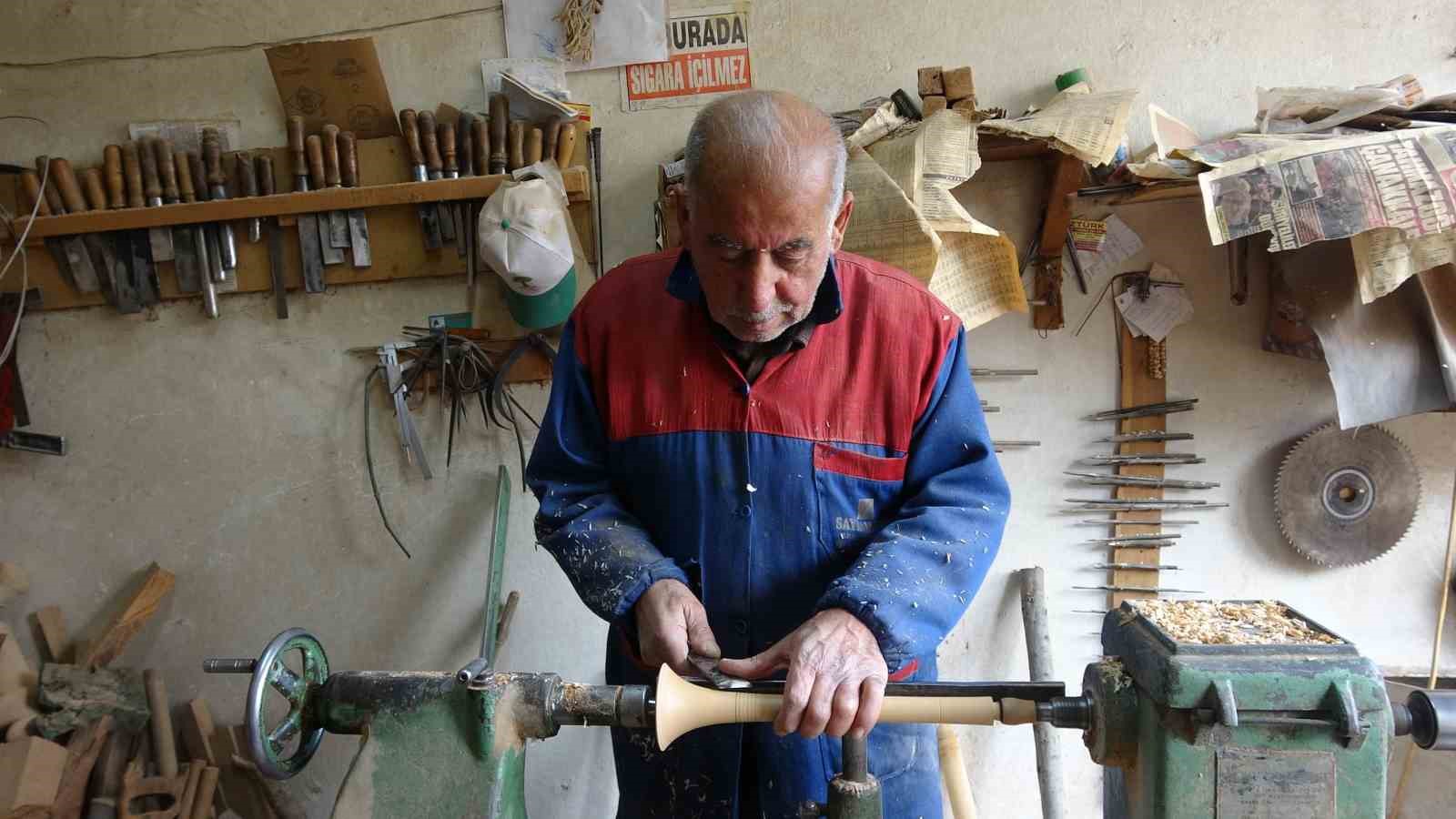 eglencelerin simgesi zurnayi 55 yildir agaclara sekil vererek uretiyor 3 vEhltaP9