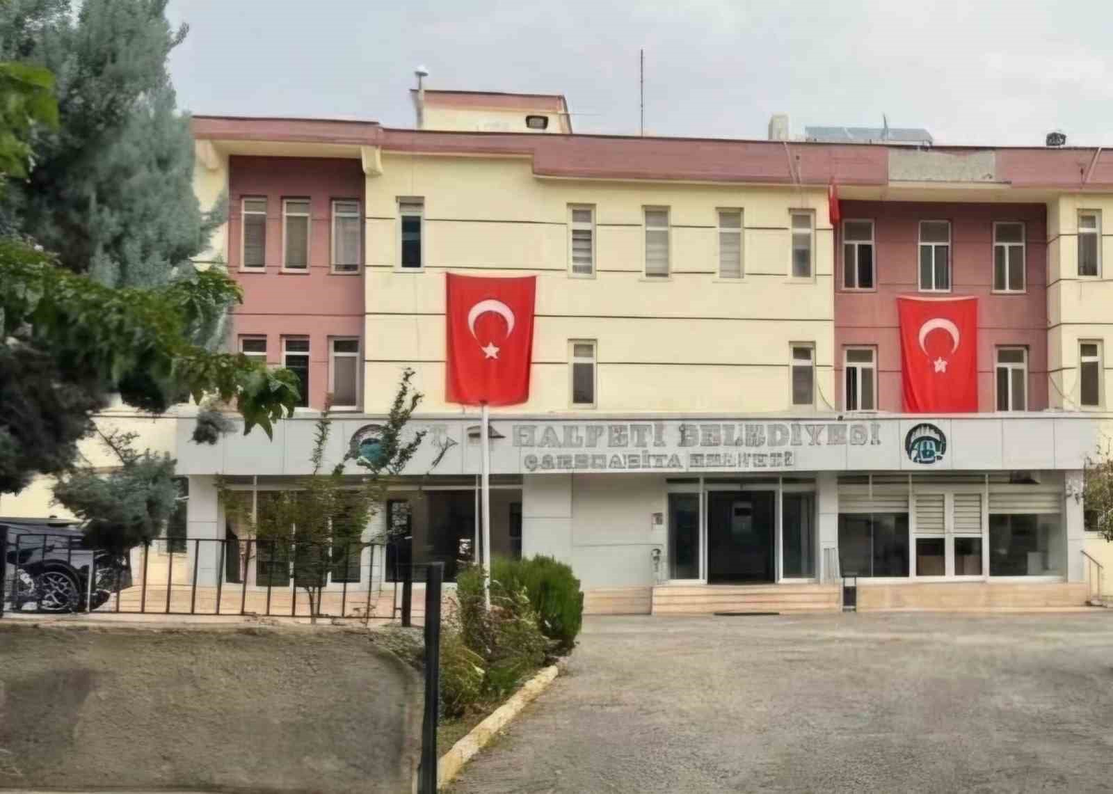 EGM’den Halfeti Belediyesine operasyon paylaşımı 5 egmden halfeti belediyesine operasyon paylasimi 1 PNziyYDG