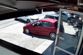 İzmir’de ormanlık alanda yangın, fabrikalar tahliye edildi 1 thumbnail