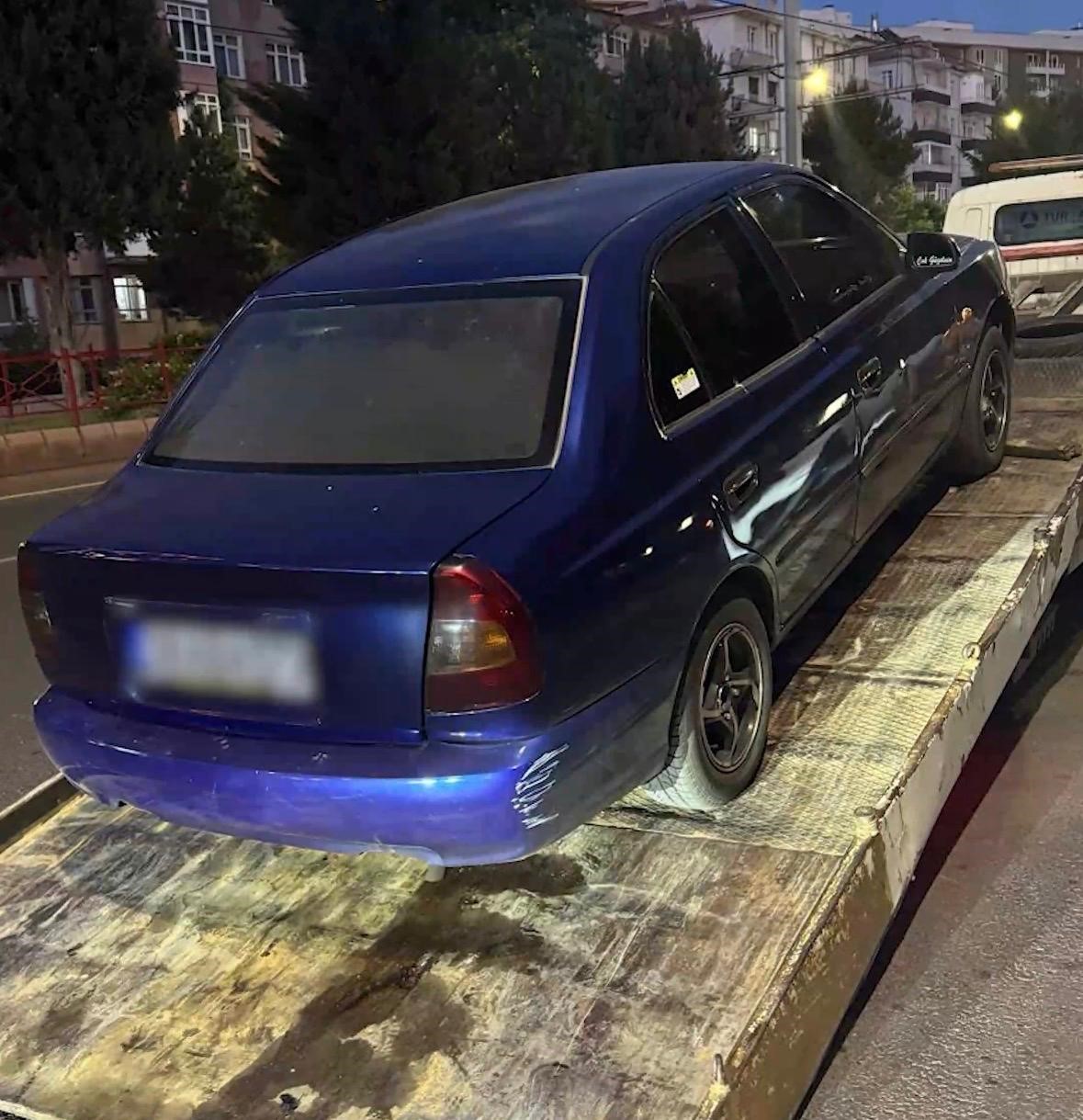 Ehliyetine el konulduğu halde direksiyon başına geçen 174 sürücüye 34 milyon 800 bin TL ceza 8 ehliyetine el konuldugu halde direksiyon basina gecen 174 surucuye 34 milyon 800 bin tl DOvLlyzH