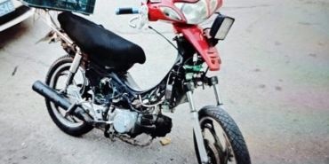 ehliyetsiz-plakasiz-ve-sase-numarasi-kazinmis-motosikleti-kullanan-surucuye-88-bin-500-liralik-ceza-IWyEvR4N.jpg