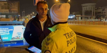 ehliyetsiz-surucunun-otomobilini-almaya-gelen-sahista-ehliyetsiz-cikti-7wKck1Z9.jpg