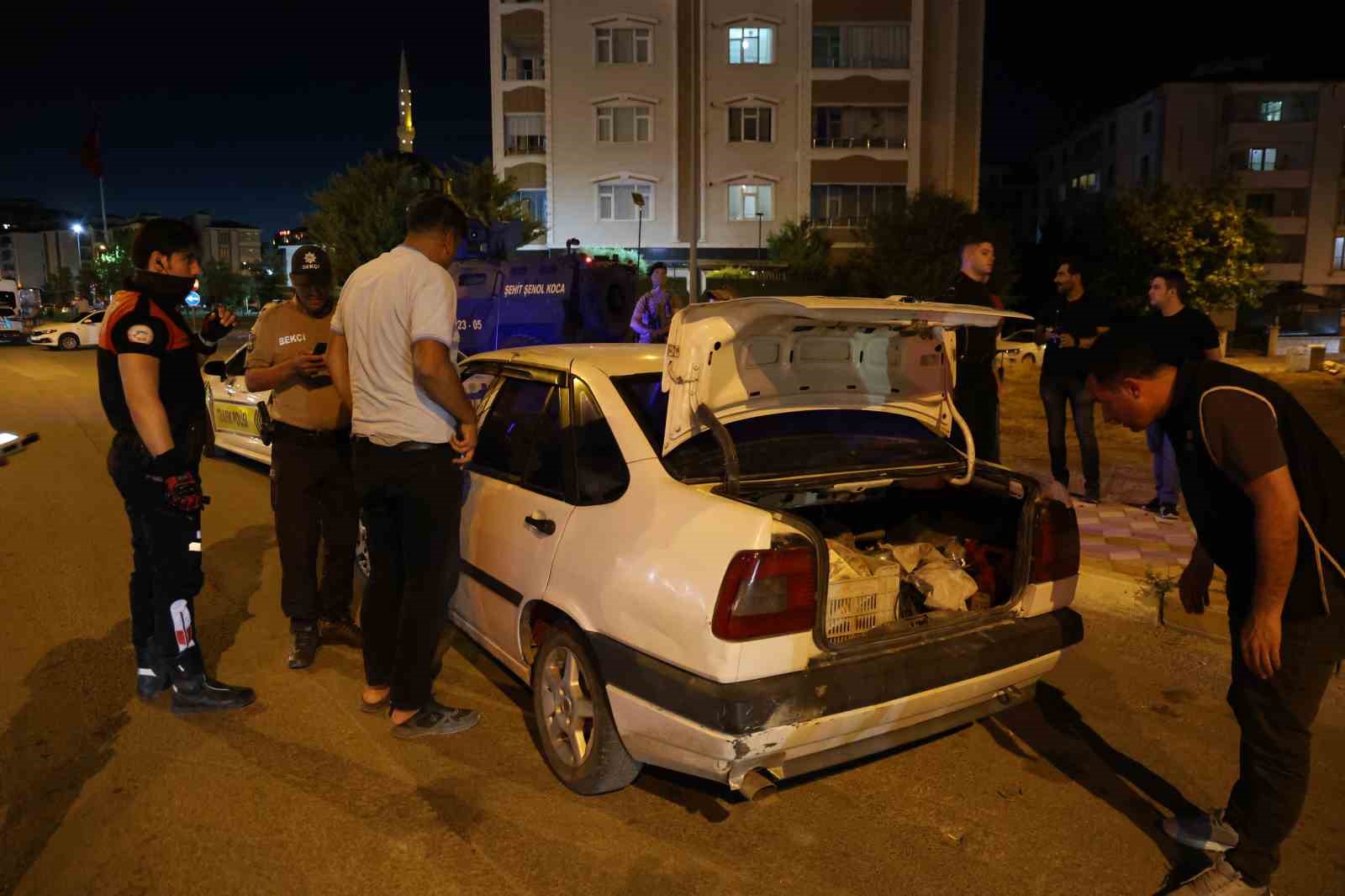 ehliyetsiz yakalanan 16 yasindaki cocuk surucu ve arac sahibine 80 bin lira ceza 2 JJRTnfFQ