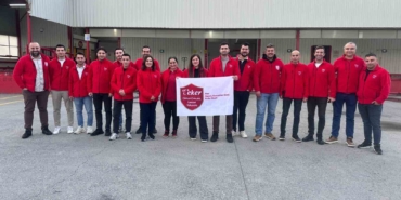 eker-siparis-elemanlari-gunu-kutlandi-LBnjlmsx.jpg