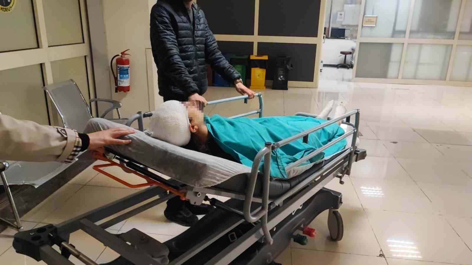 ekmek almaya giderken sokak kopeklerinin saldirisina ugrayan genc kiz yaralandi 2 kUVvziIF