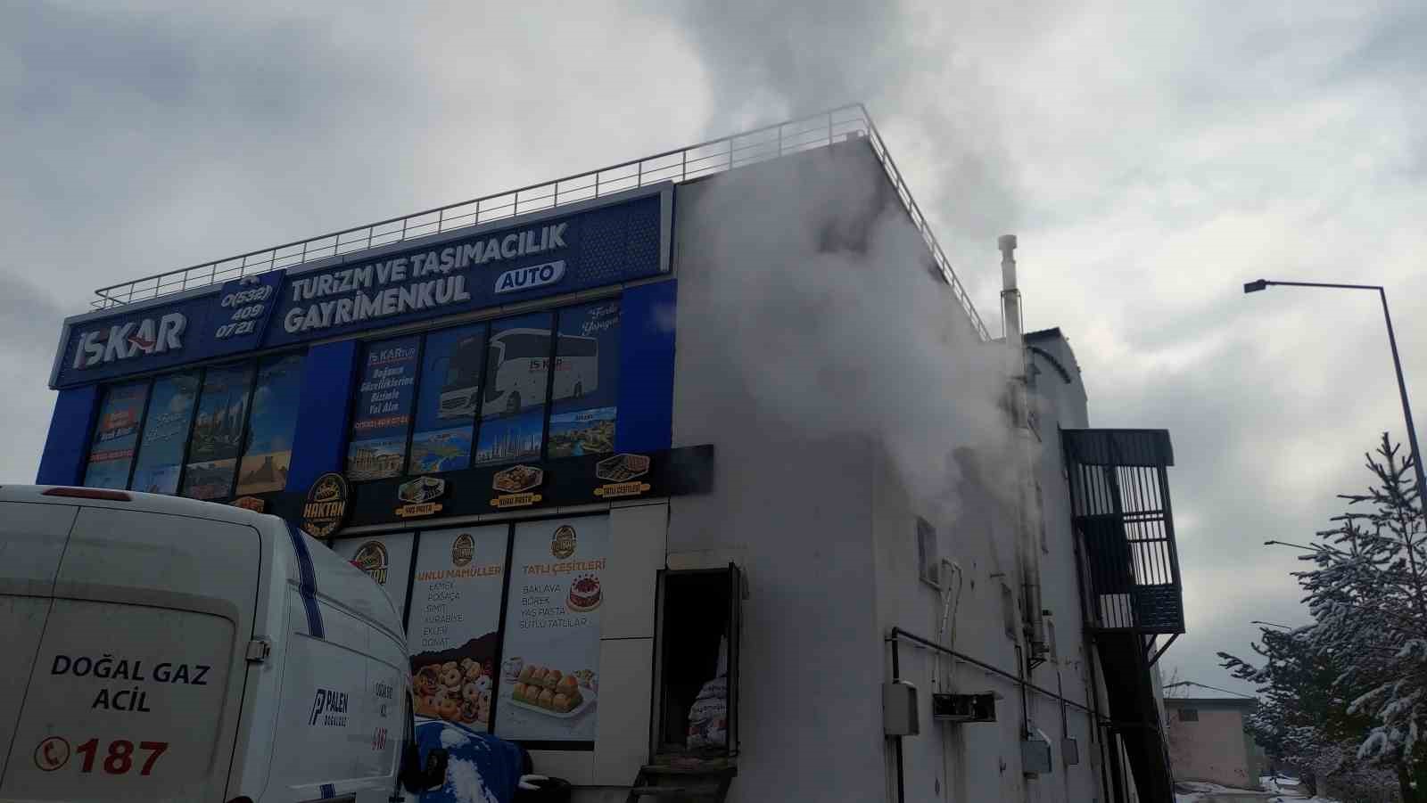 ekmek firininda yasanan patlama korkuttu 2 X4XnH8Gn