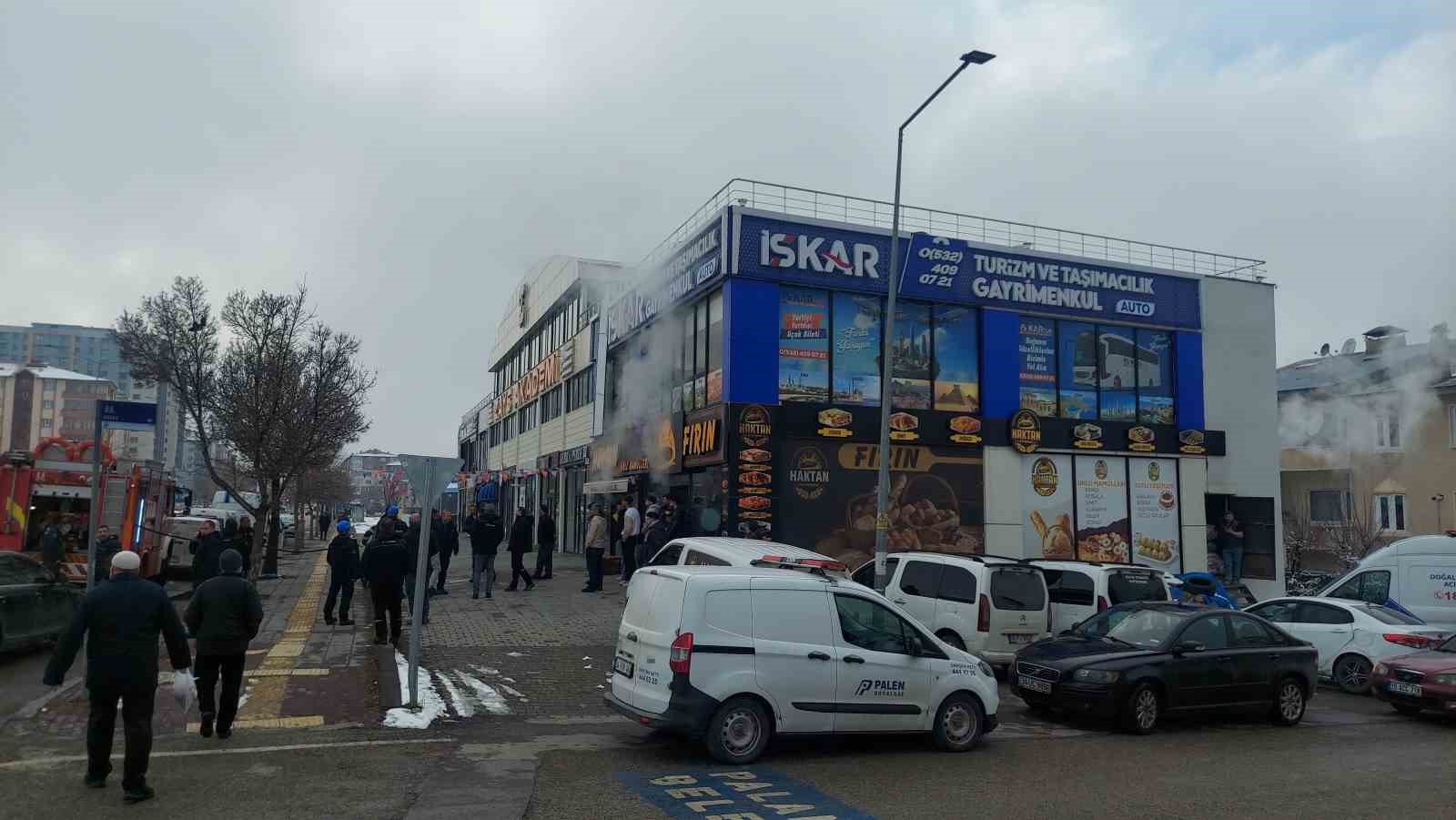 ekmek firininda yasanan patlama korkuttu 3 XUC6e3b9
