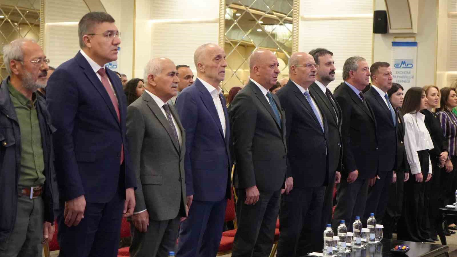 ekonomi basininin altin kalemleri sahiplerini buldu bir odul de ihaya 1 bLFJStNy