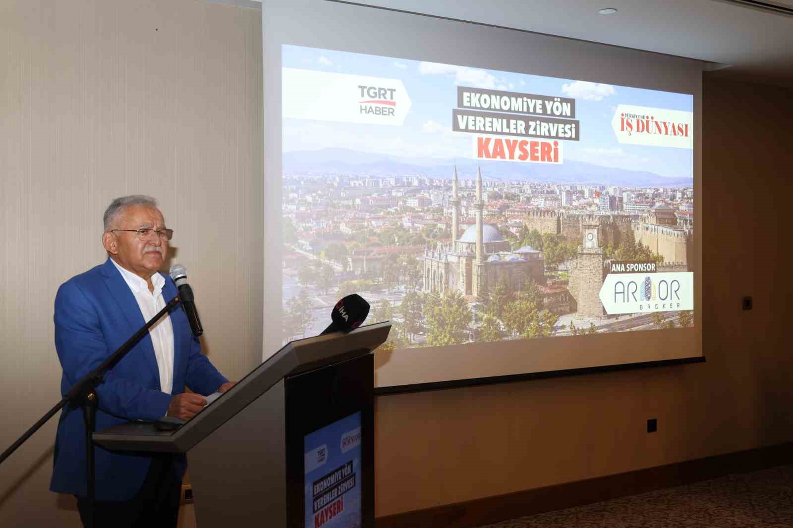Ekonomiye Yön Verenler Zirvesi Kayseri’de yoğun katılımla gerçekleştirildi 5 ekonomiye yon verenler zirvesi kayseride yogun katilimla gerceklestirildi 1 hUzsGrlt